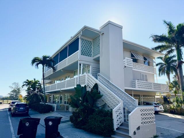 131 N Golfview Road 4, Lake Worth, Palm Beach County, Florida - 3 Bedrooms  
3 Bathrooms - 