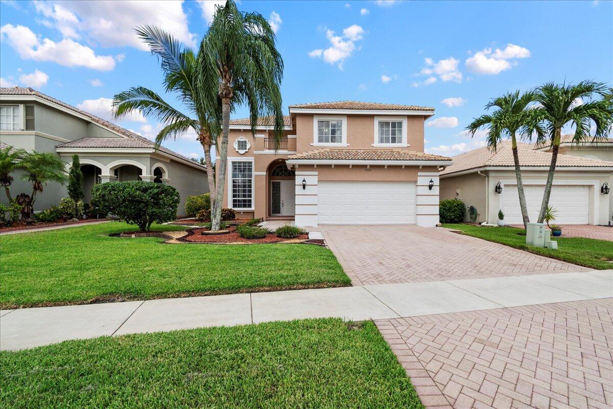 Property for Sale at 4085 Wellington Shores Drive, Wellington, Palm Beach County, Florida - Bedrooms: 4 
Bathrooms: 2.5  - $795,000