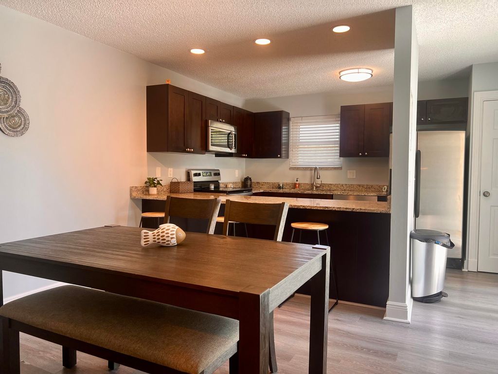 Photo of 141 E Riverside Drive #9b, Jupiter, FL 33469 (MLS # RX-11080032)