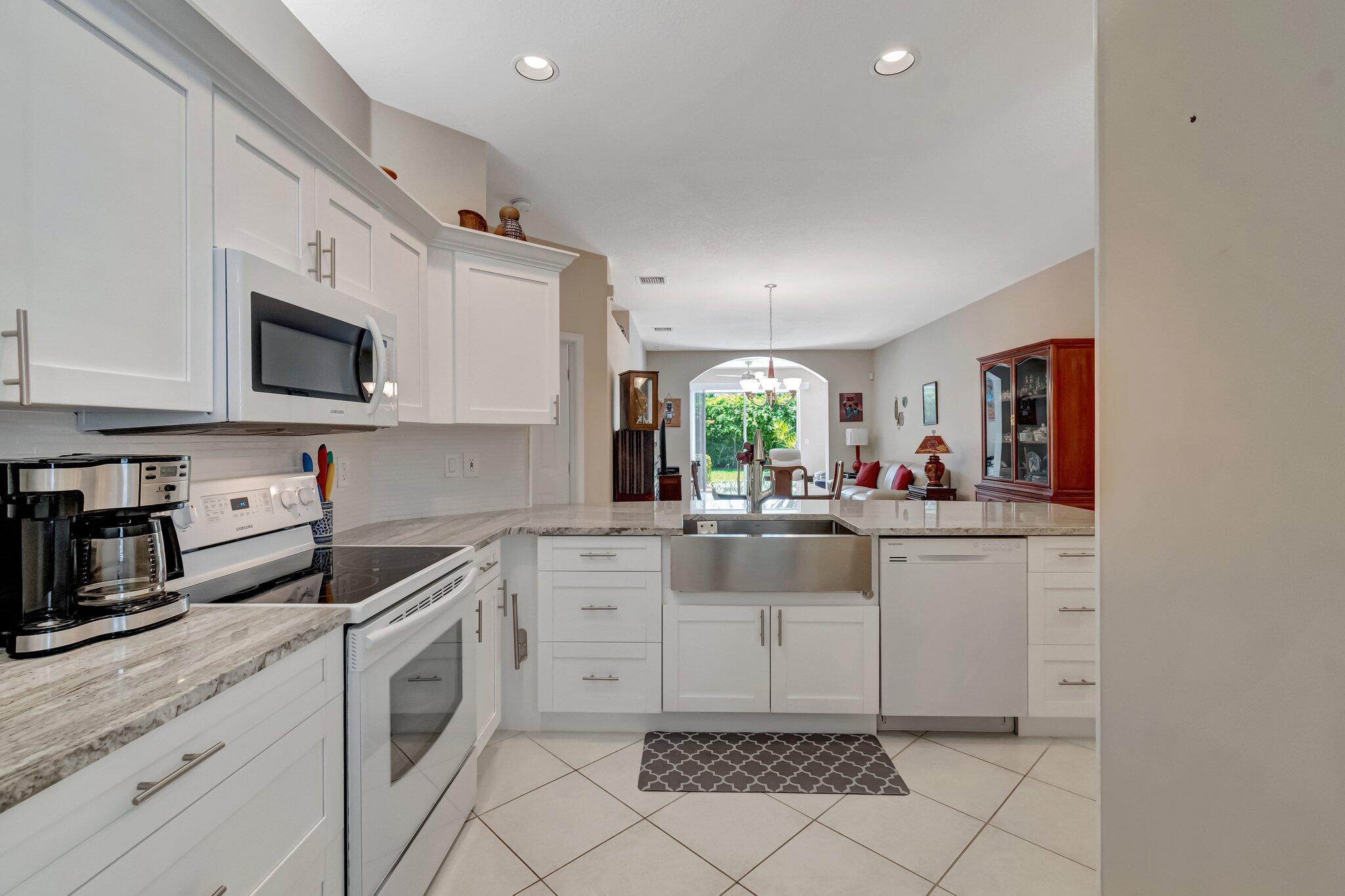 Property for Sale at 10588 Royal Caribbean Circle, Boynton Beach, Palm Beach County, Florida - Bedrooms: 3 
Bathrooms: 2  - $360,000
