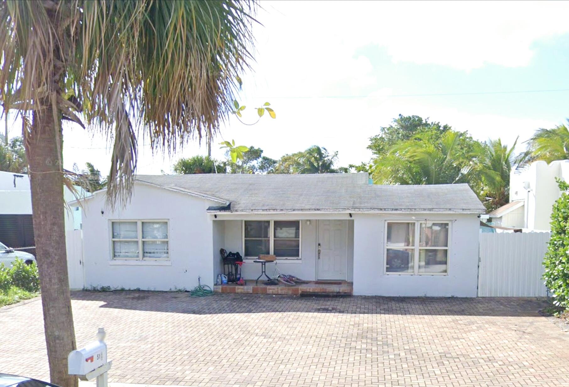 Property for Sale at 518 El Prado, West Palm Beach, Palm Beach County, Florida - Bedrooms: 4 
Bathrooms: 2  - $537,000