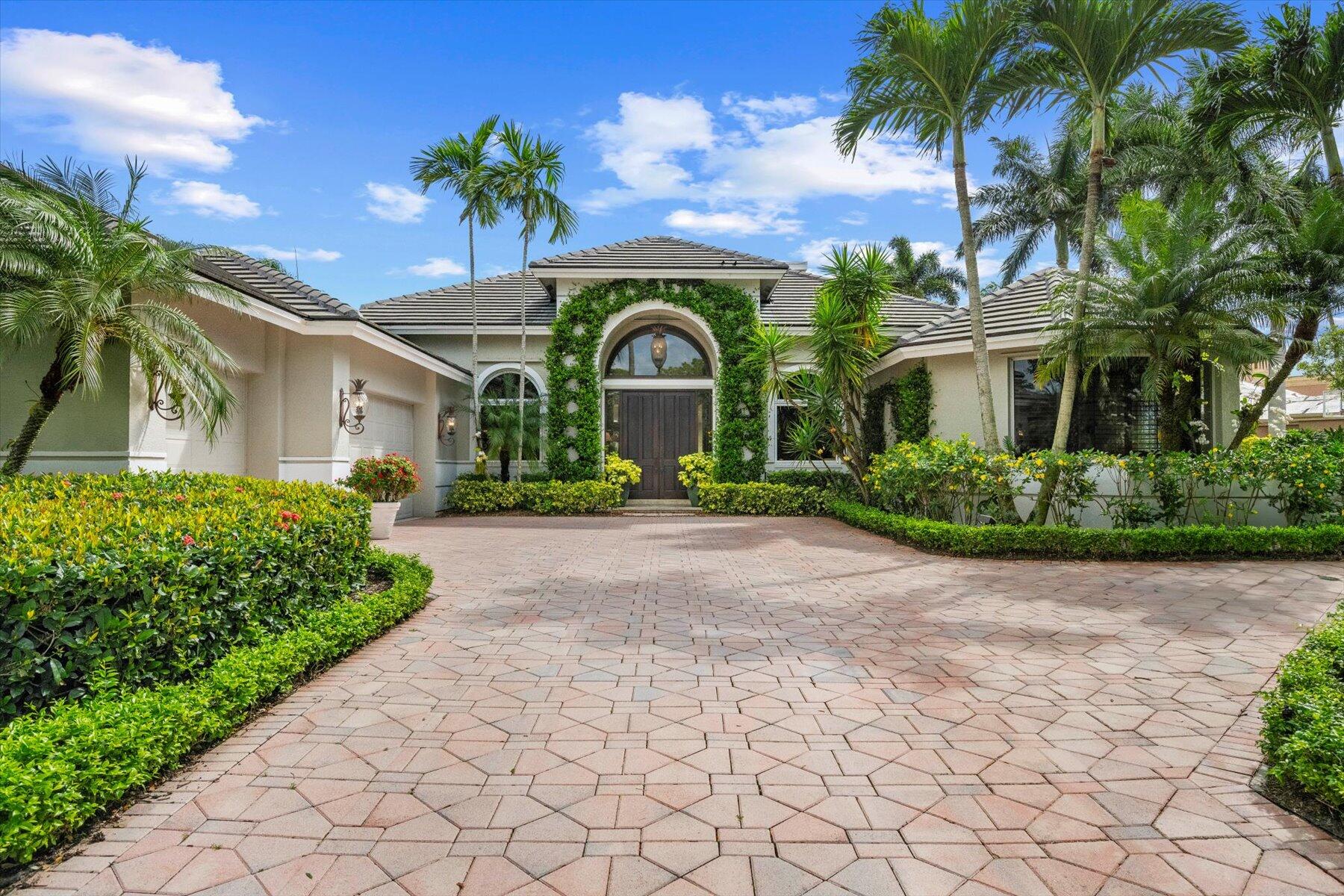Property for Sale at 274 Locha Drive, Jupiter, Palm Beach County, Florida - Bedrooms: 4 
Bathrooms: 4.5  - $5,550,000