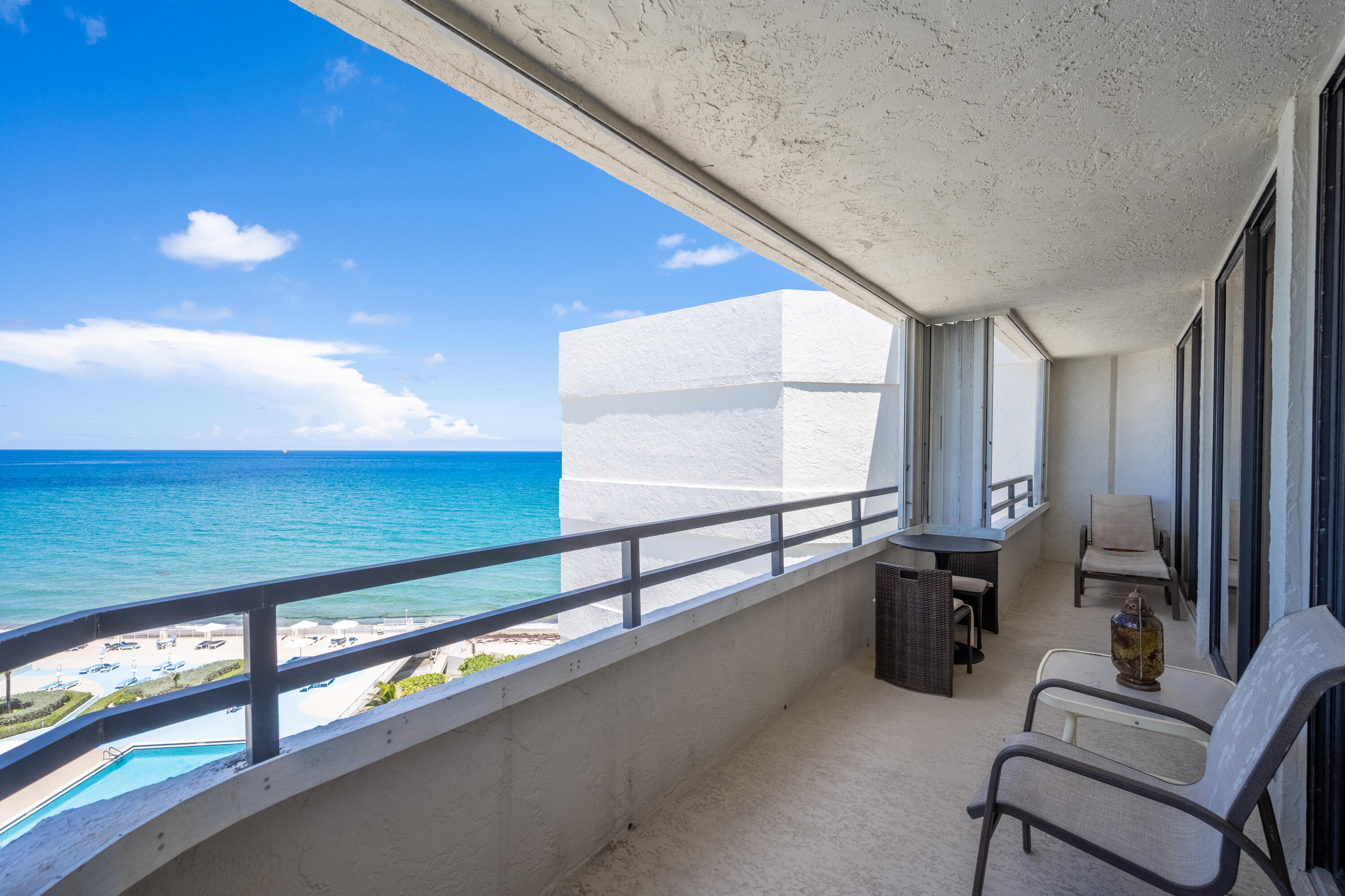 Property for Sale at 3560 S Ocean Boulevard Ph-6, South Palm Beach, Palm Beach County, Florida - Bedrooms: 2 
Bathrooms: 2  - $799,990