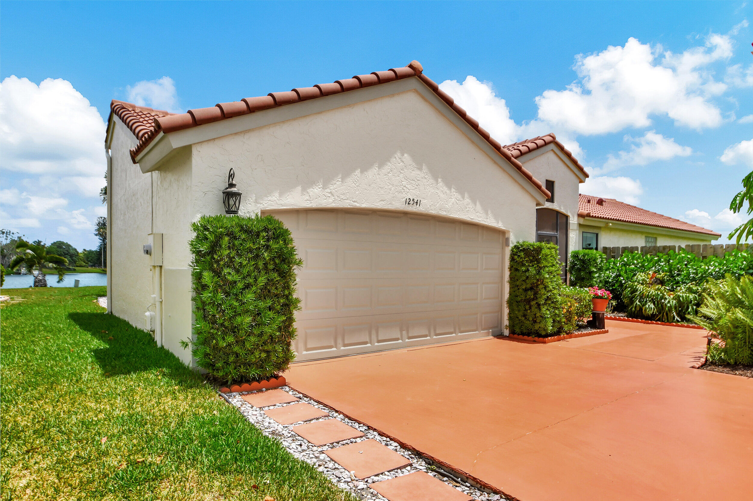 Property for Sale at 12541 Shoreside Lane, Wellington, Palm Beach County, Florida - Bedrooms: 3 
Bathrooms: 2  - $799,000