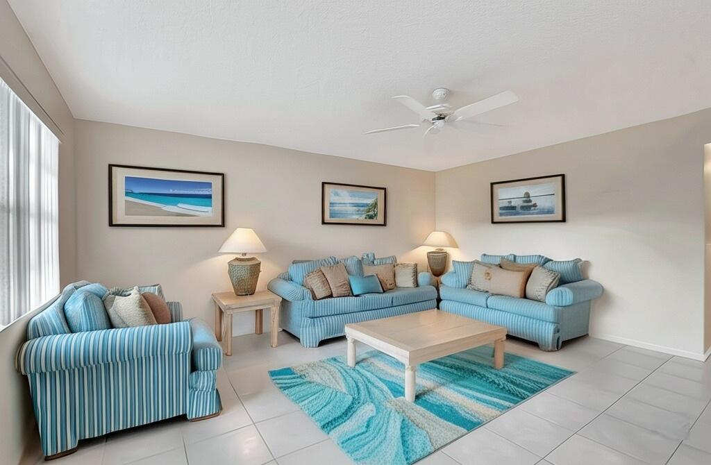 950 Flanders T, Delray Beach, Palm Beach County, Florida - 2 Bedrooms  
2 Bathrooms - 