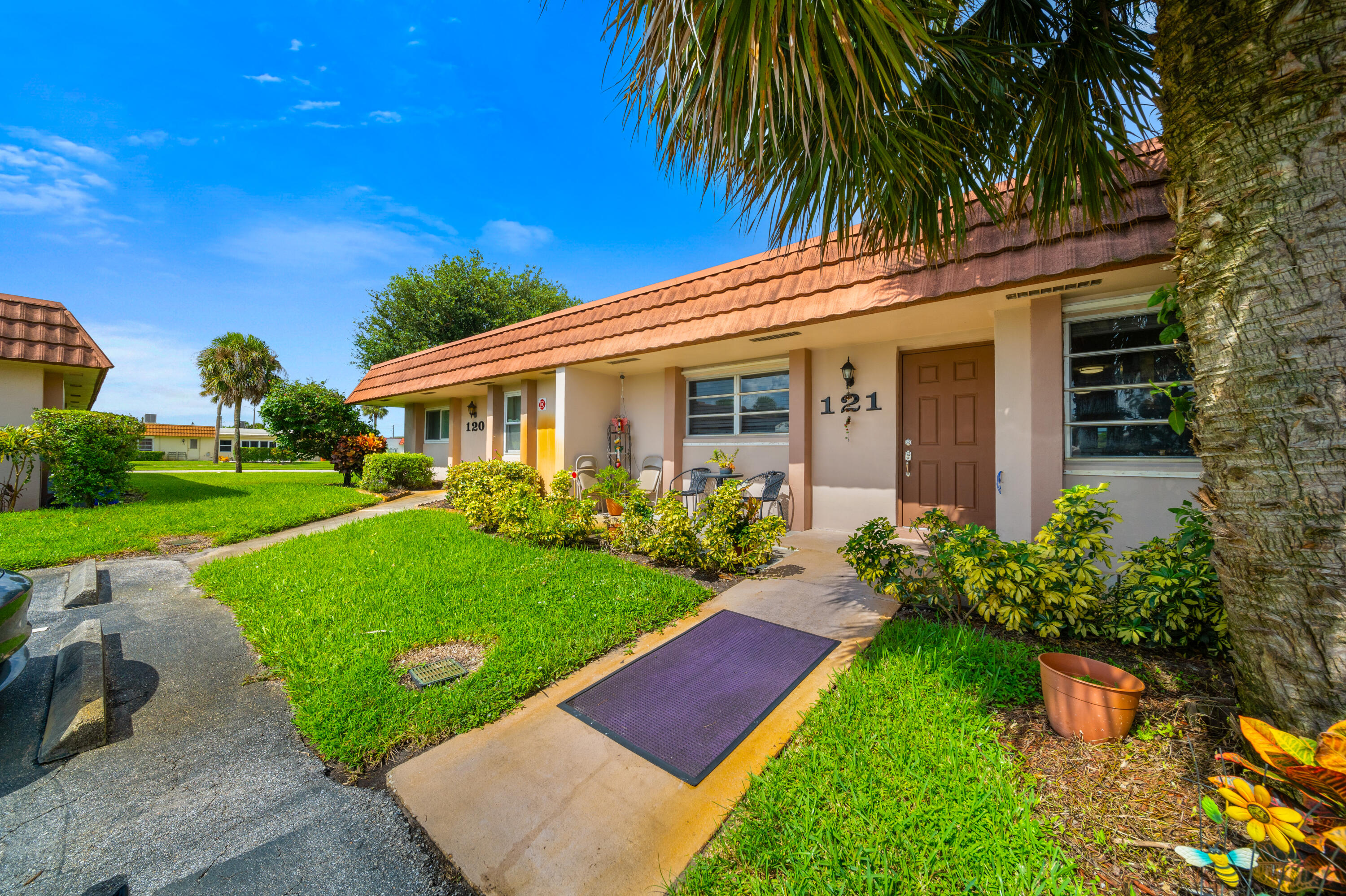 5775 Fernley Dr 121, West Palm Beach, Palm Beach County, Florida - 2 Bedrooms  
2 Bathrooms - 