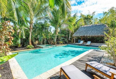 Photo of 101 NW 15th Street, Delray Beach, FL 33444 (MLS # RX-11127947)