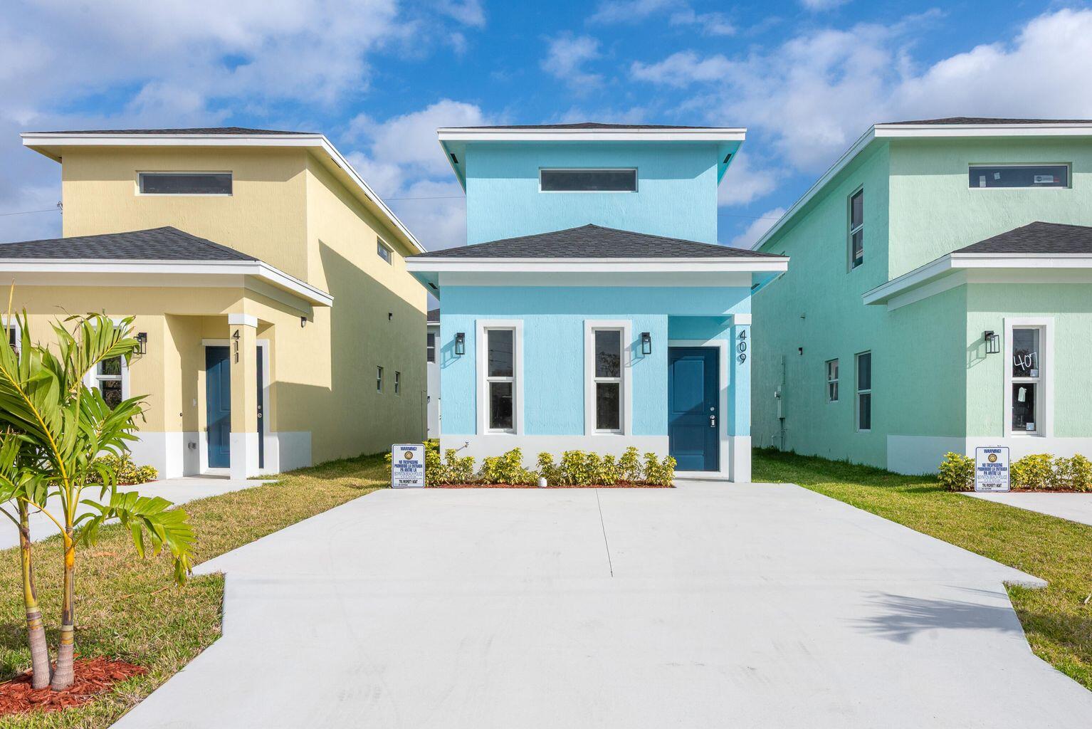 Property for Sale at 409 Nw 12th Avenue, Boynton Beach, Palm Beach County, Florida - Bedrooms: 3 
Bathrooms: 2.5  - $428,900