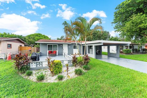 Photo of 2840 NW 8th Street, Pompano Beach, FL 33069 (MLS # RX-11128631)