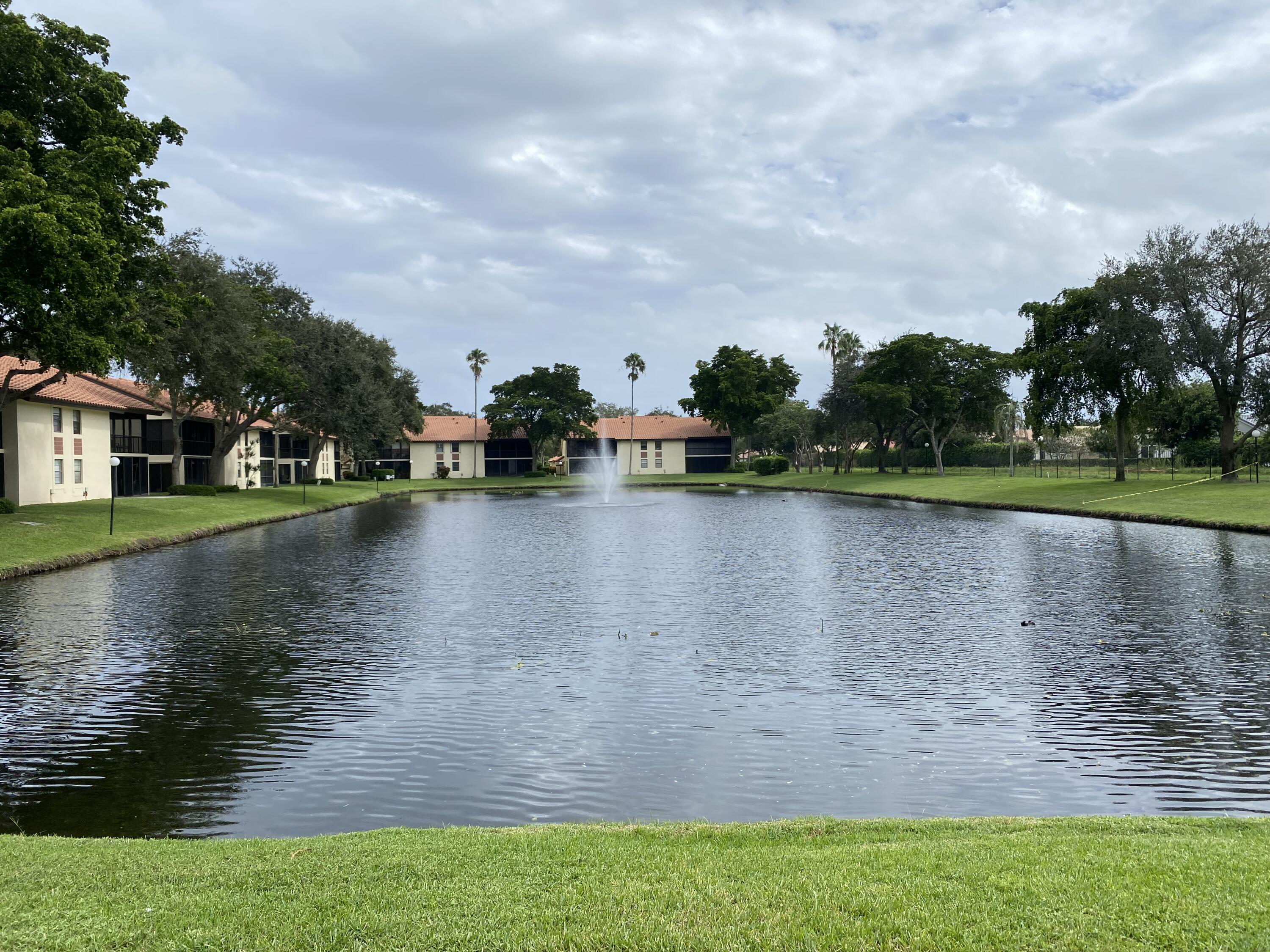 Property for Sale at 5912 S End Lake Drive 202, Boynton Beach, Palm Beach County, Florida - Bedrooms: 3 
Bathrooms: 2  - $295,000