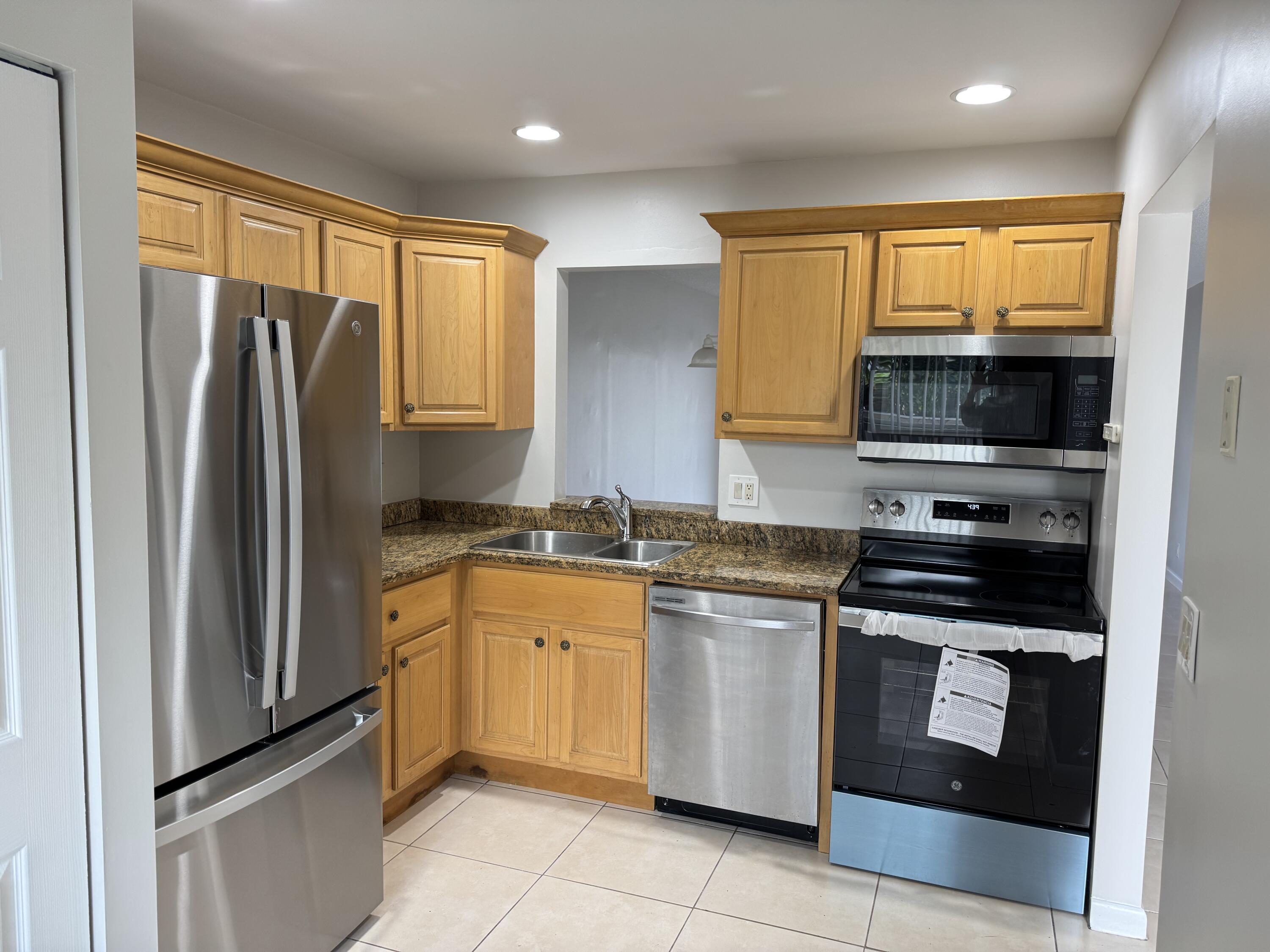 Property for Sale at 6863 Moonlit Drive, Delray Beach, Palm Beach County, Florida - Bedrooms: 3 
Bathrooms: 2  - $290,000