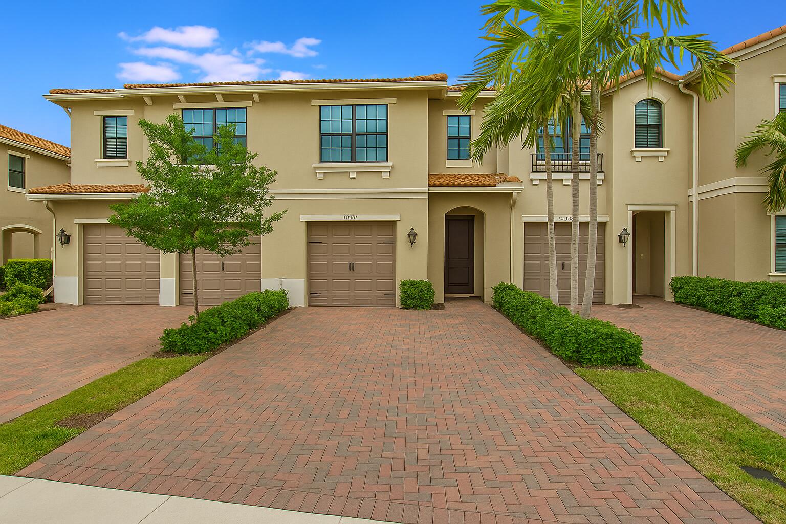 10075 Akenside Drive 10219, Boca Raton, Palm Beach County, Florida - 3 Bedrooms  
2.5 Bathrooms - 