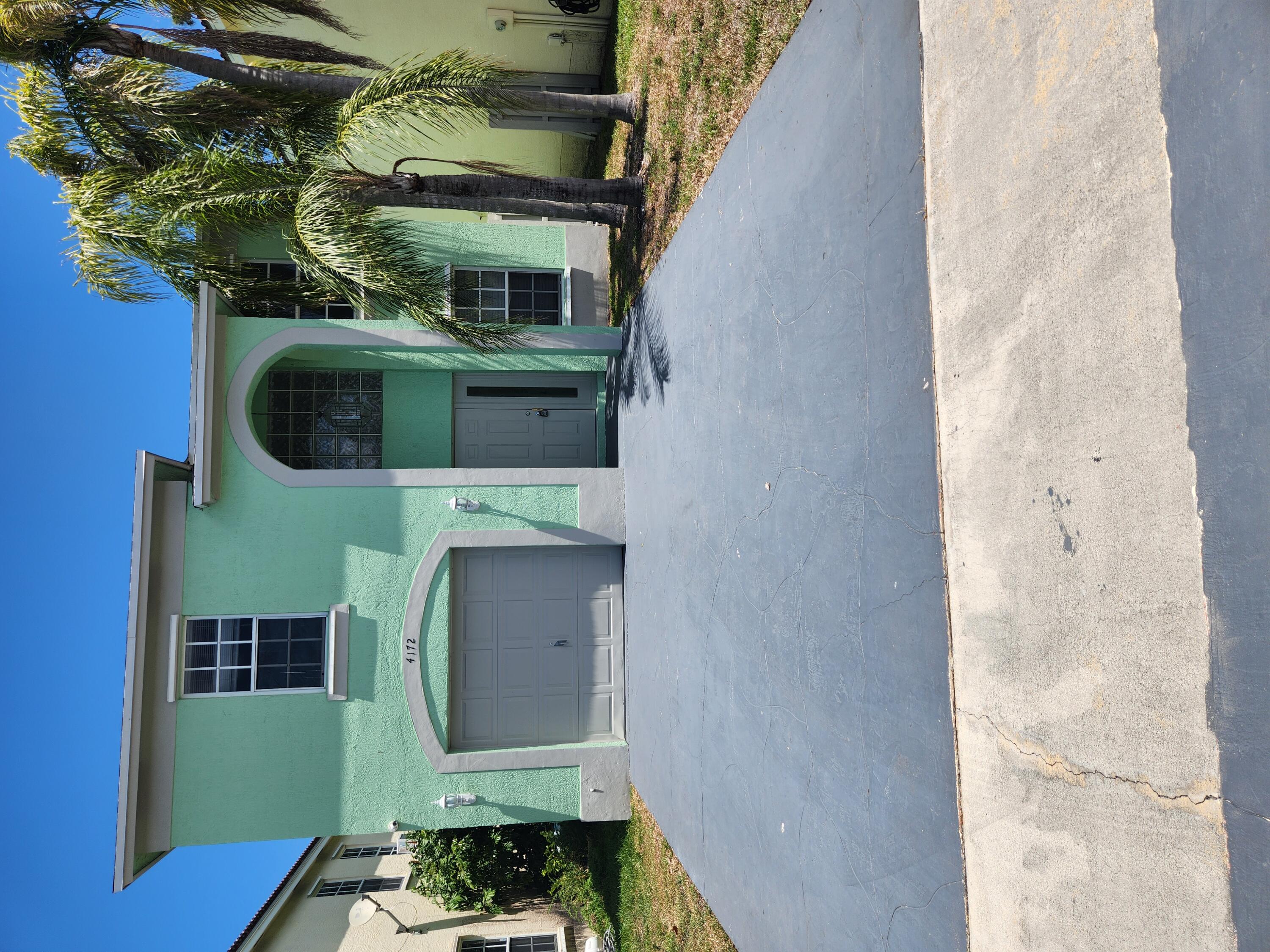 Property for Sale at 4172 Pine Hollow Circle, Greenacres, Palm Beach County, Florida - Bedrooms: 3 
Bathrooms: 2.5  - $511,000