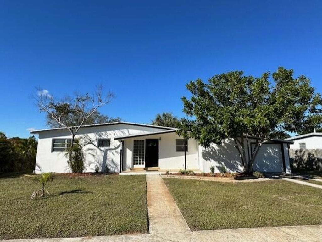 Photo of 874 Dolores Street, Sebastian, FL 32958 (MLS # RX-11065261)
