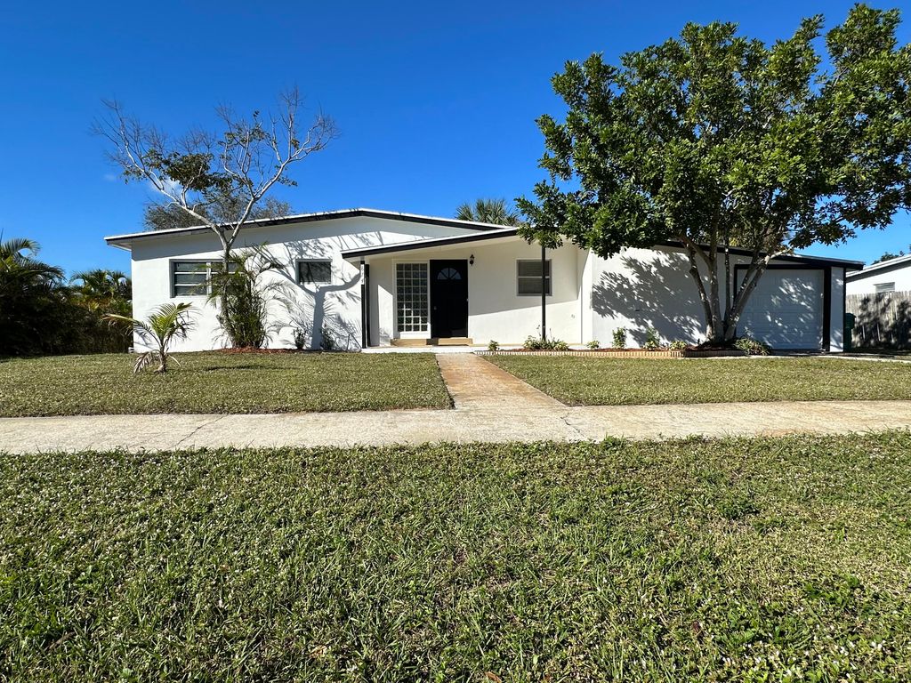 Photo of 874 Dolores Street, Sebastian, FL 32958 (MLS # RX-11065261)