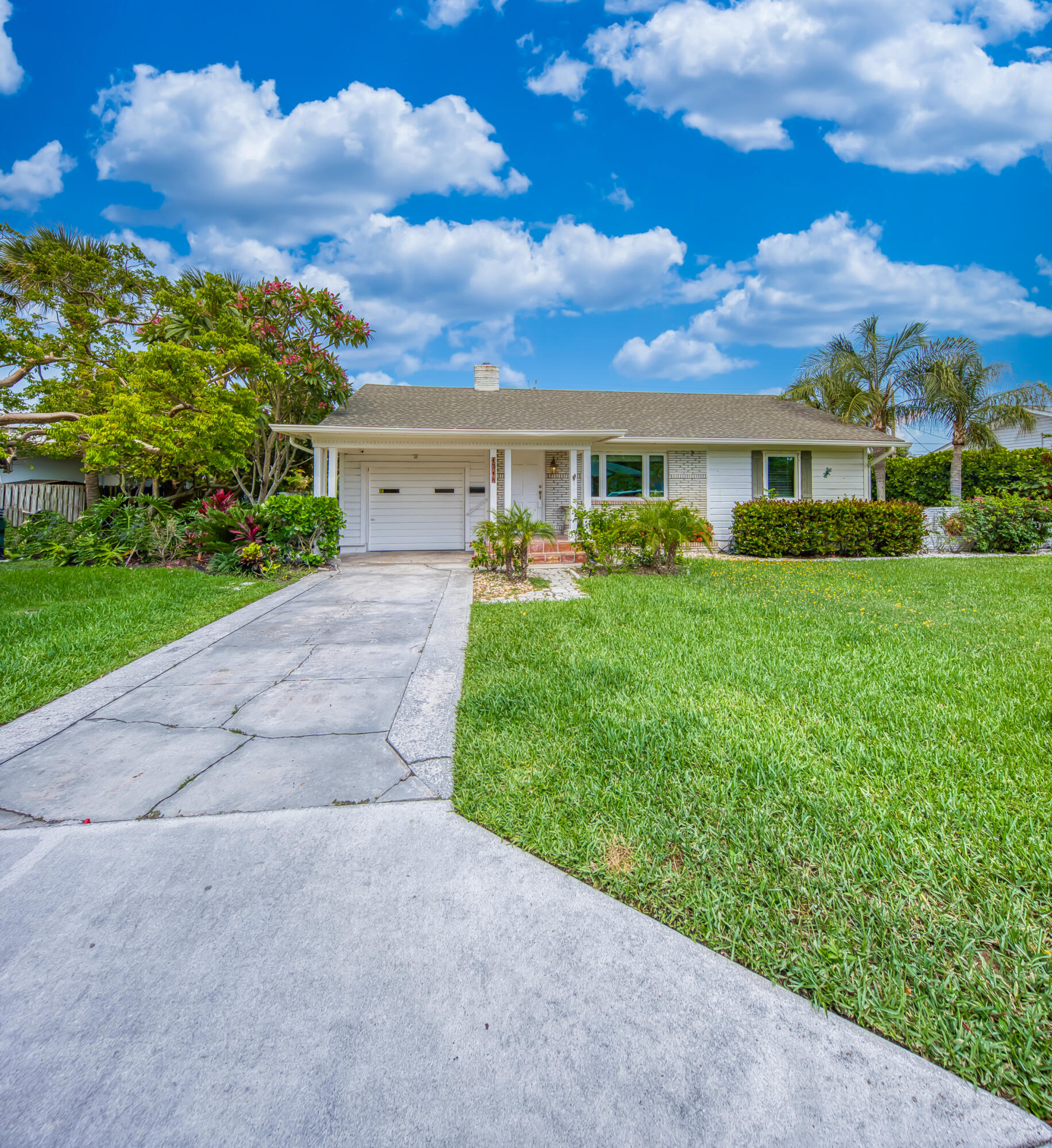 1714 N Palmway, Lake Worth Beach, Palm Beach County, Florida - 2 Bedrooms  
2 Bathrooms - 