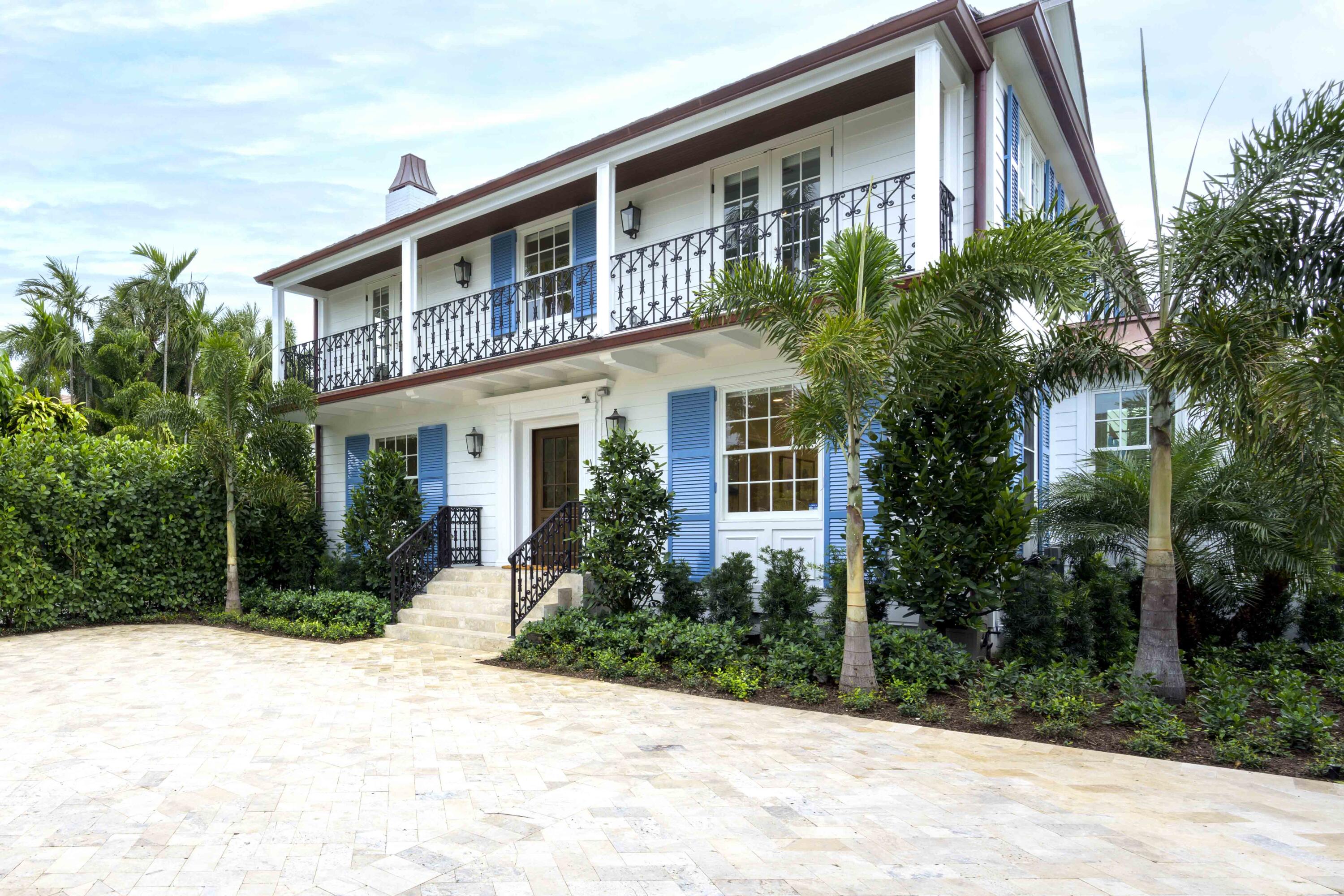 360 Seaspray Avenue, Palm Beach, Palm Beach County, Florida - 4 Bedrooms  
5.5 Bathrooms - 