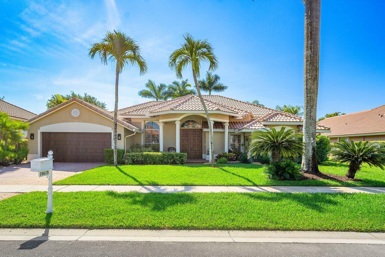 Property for Sale at 10618 Maple Chase Drive, Boca Raton, Palm Beach County, Florida - Bedrooms: 4 
Bathrooms: 3  - $1,099,000