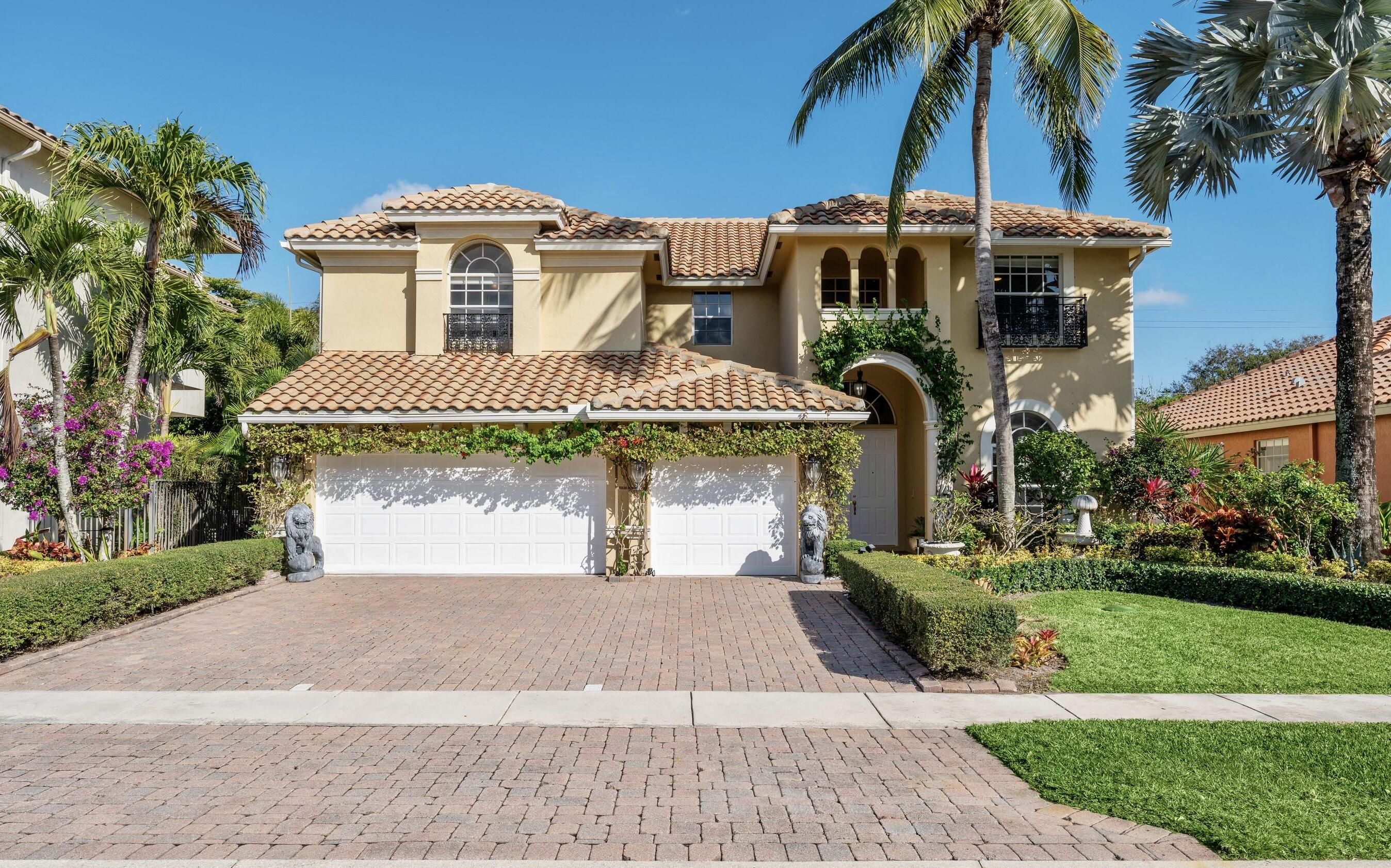 Property for Sale at 9905 Coronado Lake Drive, Boynton Beach, Palm Beach County, Florida - Bedrooms: 5 
Bathrooms: 3  - $949,500