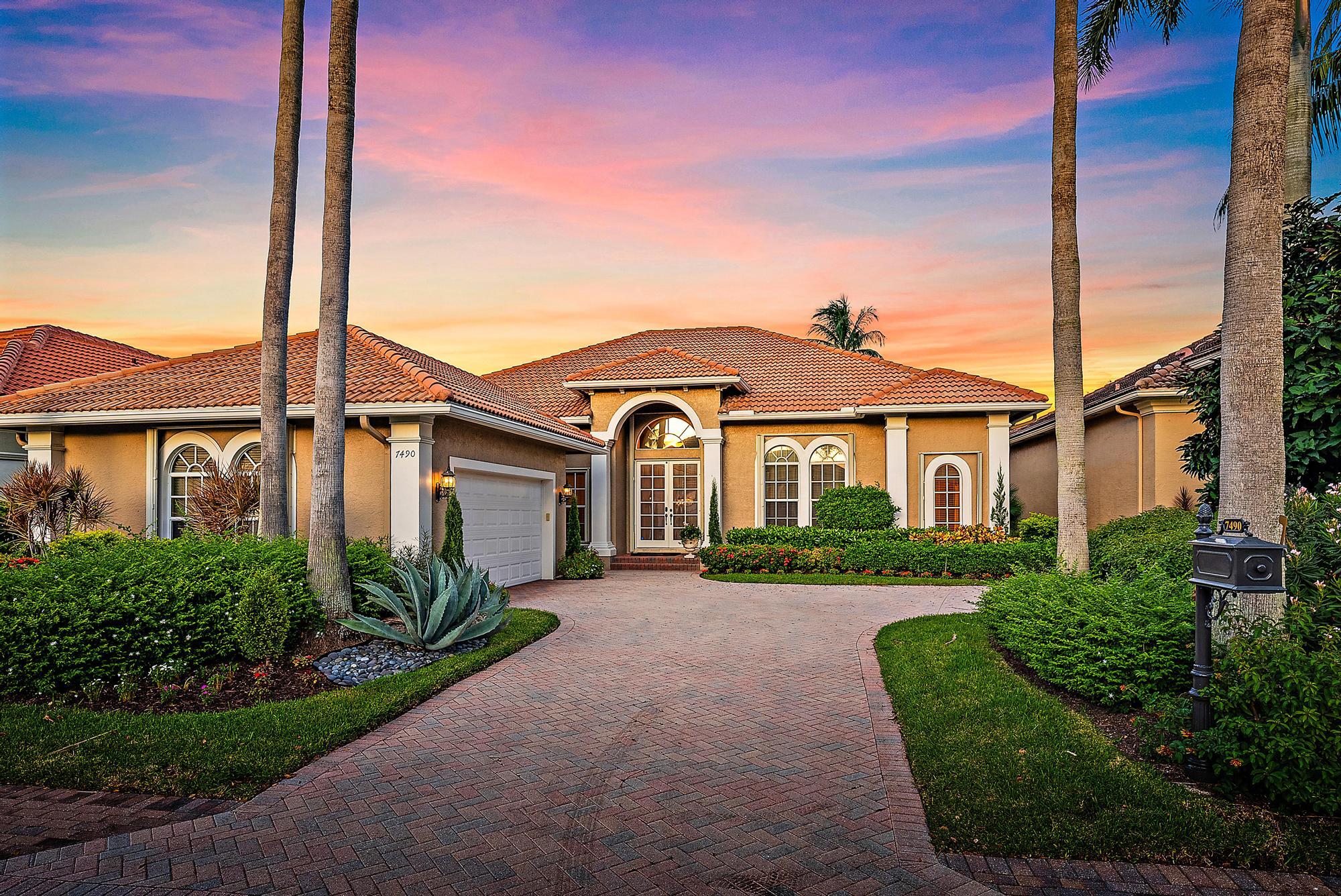 7490 Monte Verde Lane, West Palm Beach, Palm Beach County, Florida - 4 Bedrooms  
3 Bathrooms - 