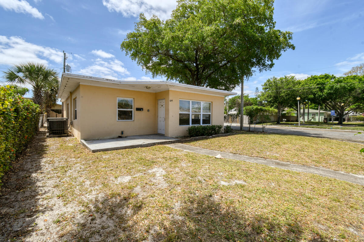 Property for Sale at 644 53rd Street, West Palm Beach, Palm Beach County, Florida - Bedrooms: 3 
Bathrooms: 2  - $339,900