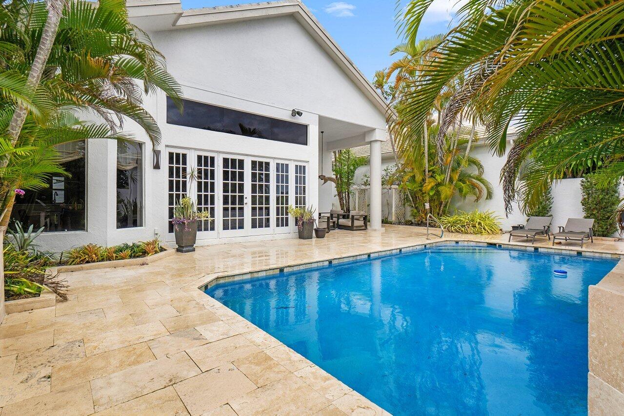 16890 Colchester Court, Delray Beach, Palm Beach County, Florida - 3 Bedrooms  
3.5 Bathrooms - 