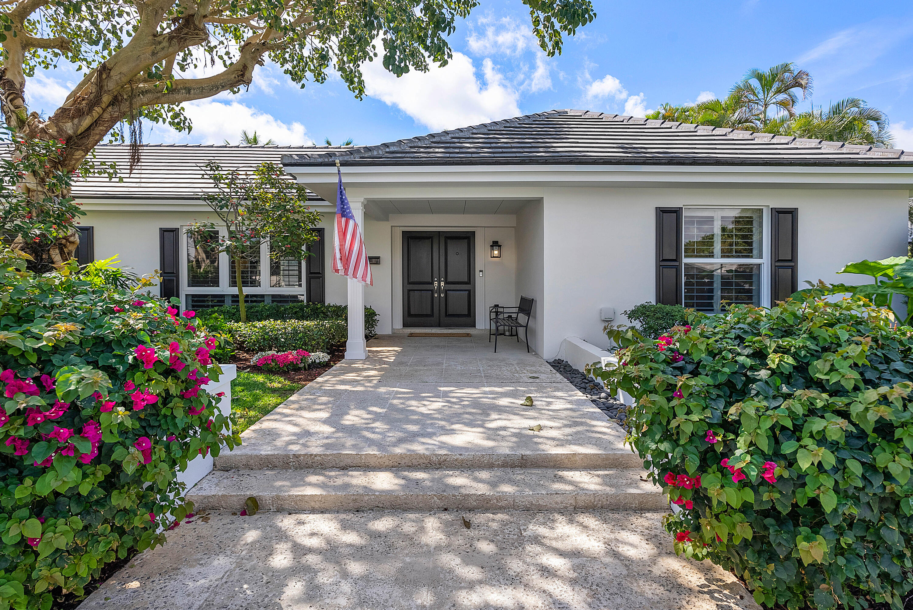 Property for Sale at 702 Lake Shore Drive, Delray Beach, Palm Beach County, Florida - Bedrooms: 4 
Bathrooms: 3  - $2,195,000