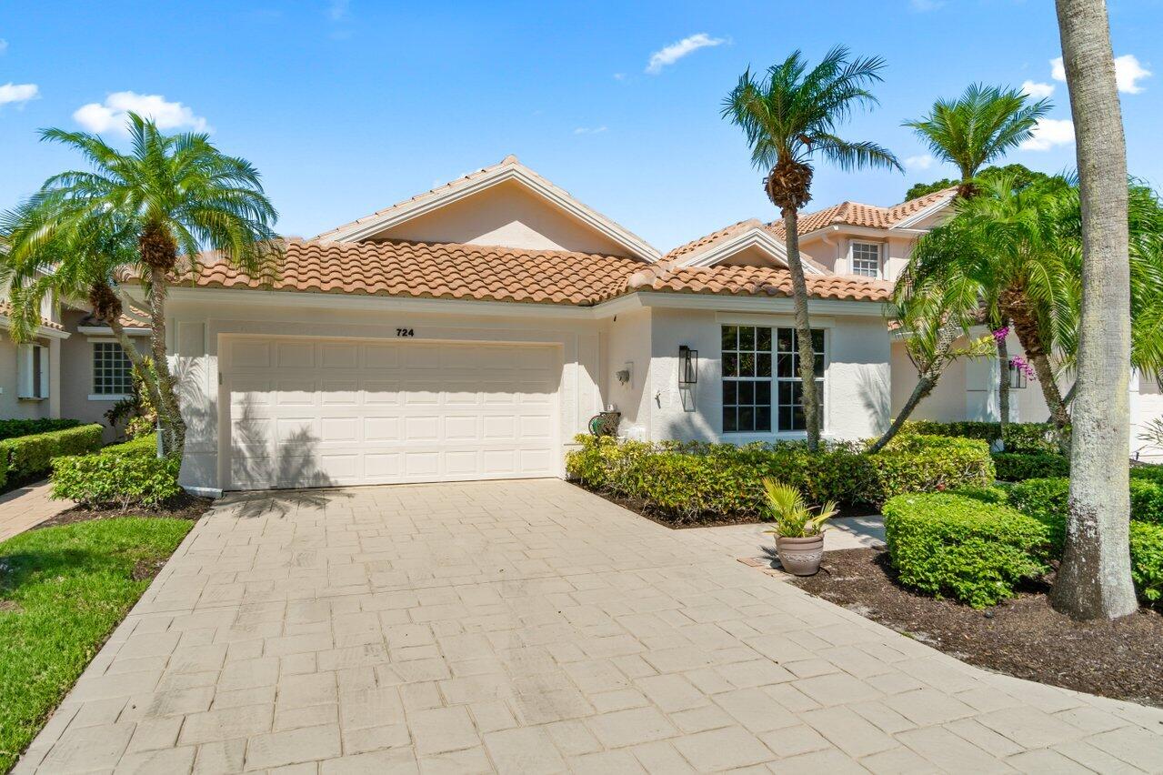 Property for Sale at 724 Pinehurst Way, Palm Beach Gardens, Palm Beach County, Florida - Bedrooms: 3 
Bathrooms: 3  - $879,000