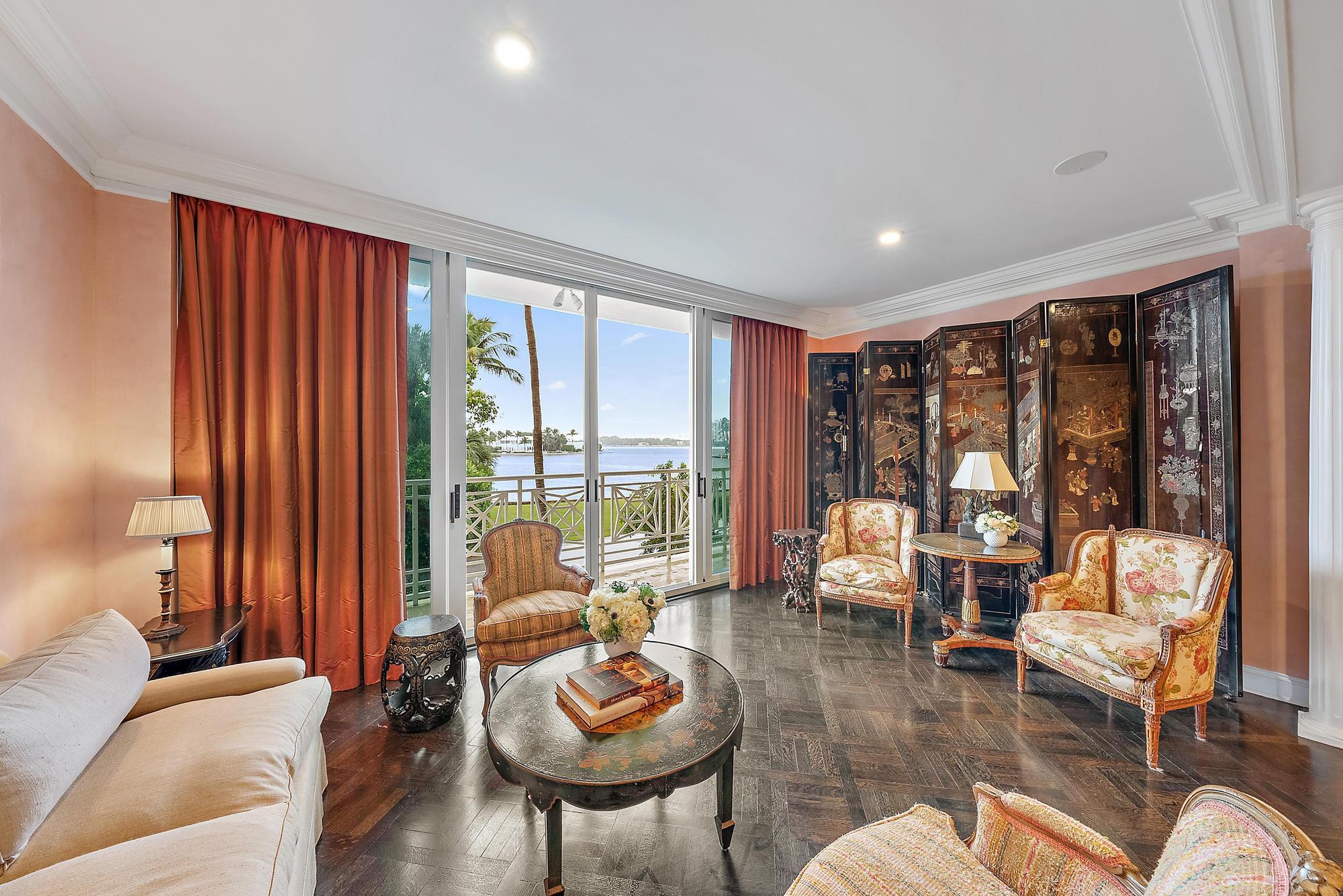 Property for Sale at 425 Worth Avenue 2F, Palm Beach, Palm Beach County, Florida - Bedrooms: 3 
Bathrooms: 4  - $7,895,000