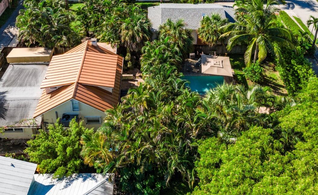 Property for Sale at 341 Ne 7th Avenue, Delray Beach, Palm Beach County, Florida - Bedrooms: 2 
Bathrooms: 2  - $1,295,000