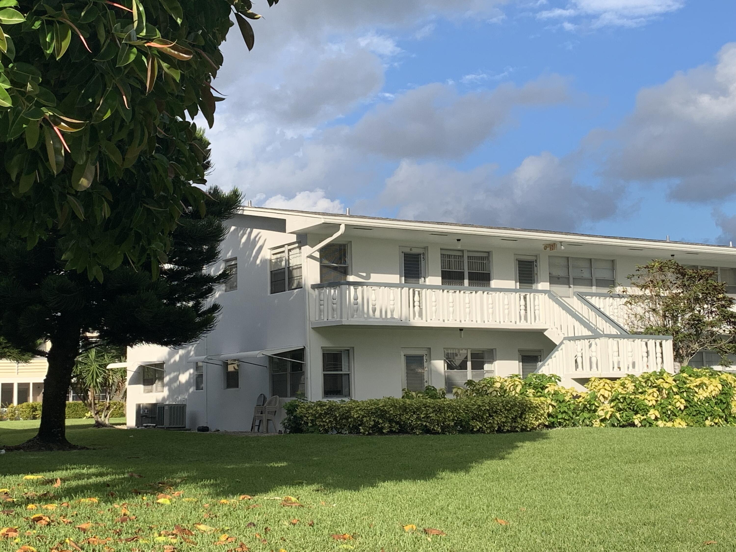 85 Salisbury D, West Palm Beach, Palm Beach County, Florida - 2 Bedrooms  
1.5 Bathrooms - 