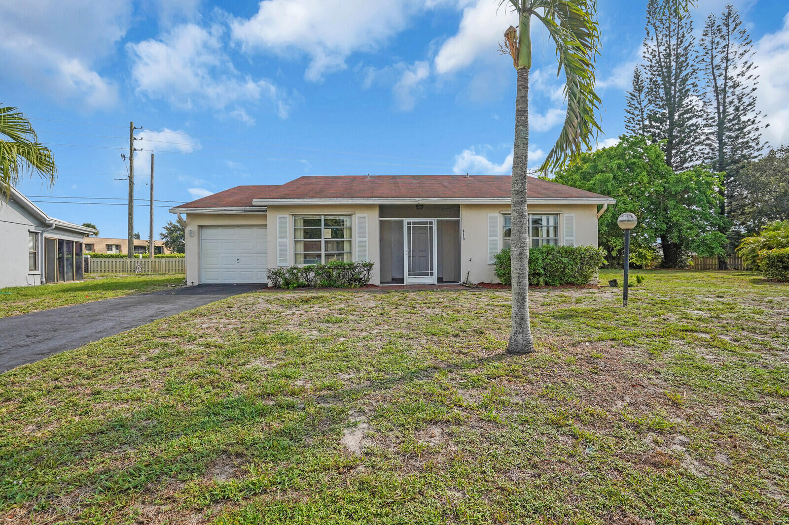 Property for Sale at 6113 Rainbow Circle, Greenacres, Palm Beach County, Florida - Bedrooms: 2 
Bathrooms: 2  - $349,900