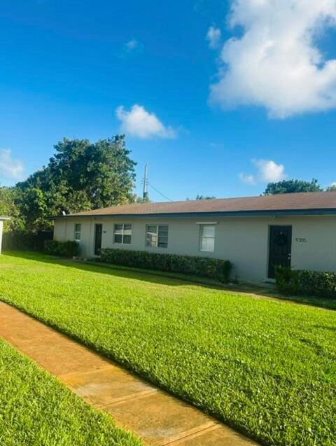 Photo of 9305 Sunrise Drive #9305, West Palm Beach, FL 33403 (MLS # RX-11127416)