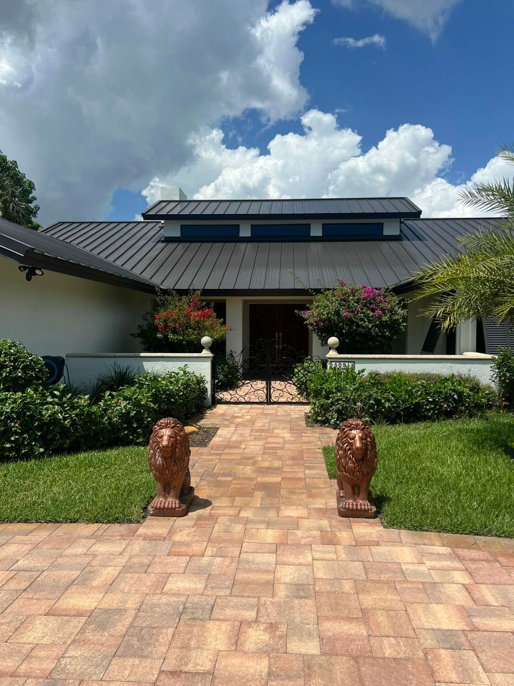 Photo of 5091 SE Burning Tree Circle, Stuart, FL 34997 (MLS # RX-11114646)