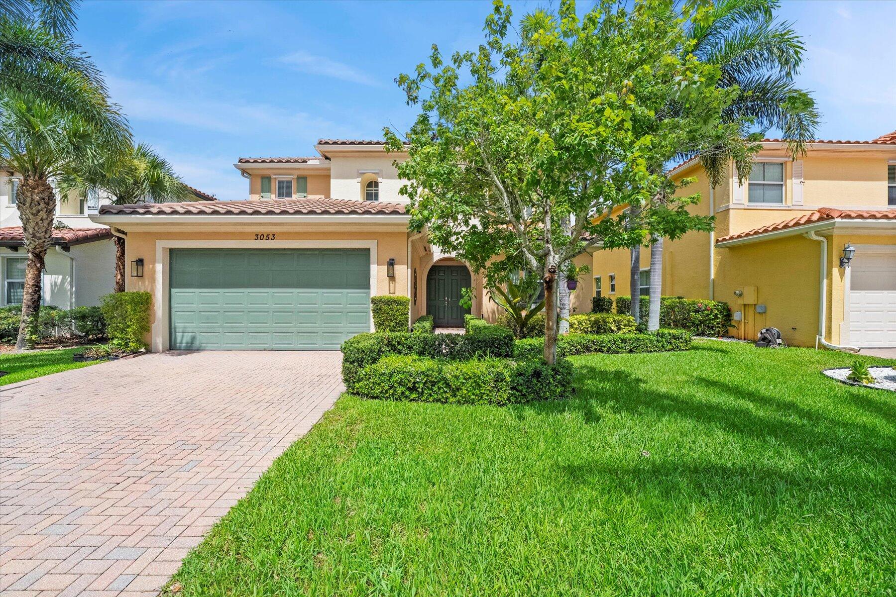 Property for Sale at 3053 Payson Way, Wellington, Palm Beach County, Florida - Bedrooms: 4 
Bathrooms: 2.5  - $899,000