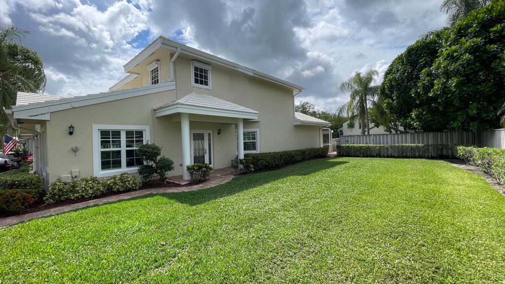 Photo of 230 Canterbury Drive W, Palm Beach Gardens, FL 33418 (MLS # RX-10943206)