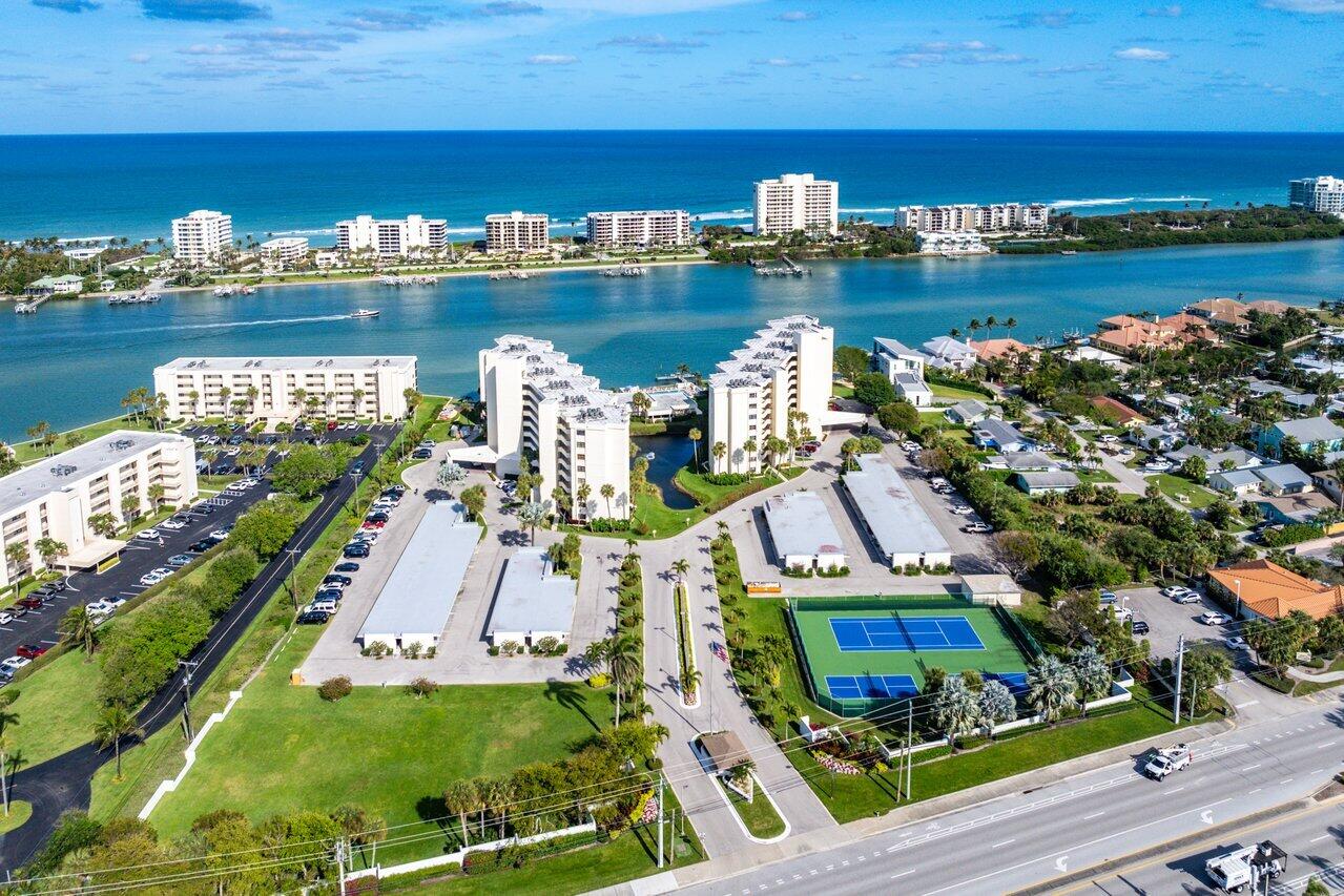 Property for Sale at 19800 Sandpointe Bay Drive 205, Tequesta, Palm Beach County, Florida - Bedrooms: 2 
Bathrooms: 2.5  - $795,000