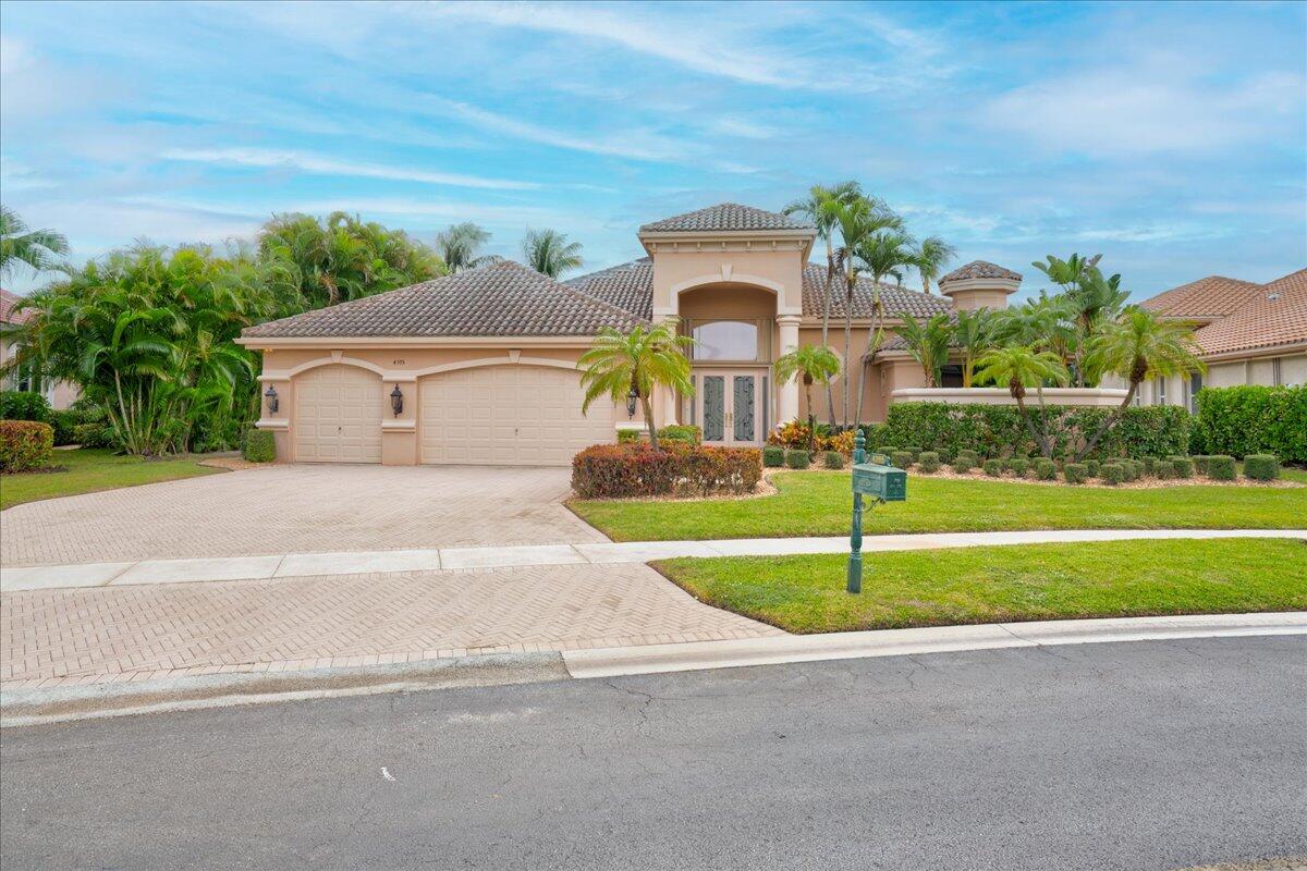 4395 James Estate Lane, Lake Worth, Palm Beach County, Florida - 3 Bedrooms  
4.5 Bathrooms - 