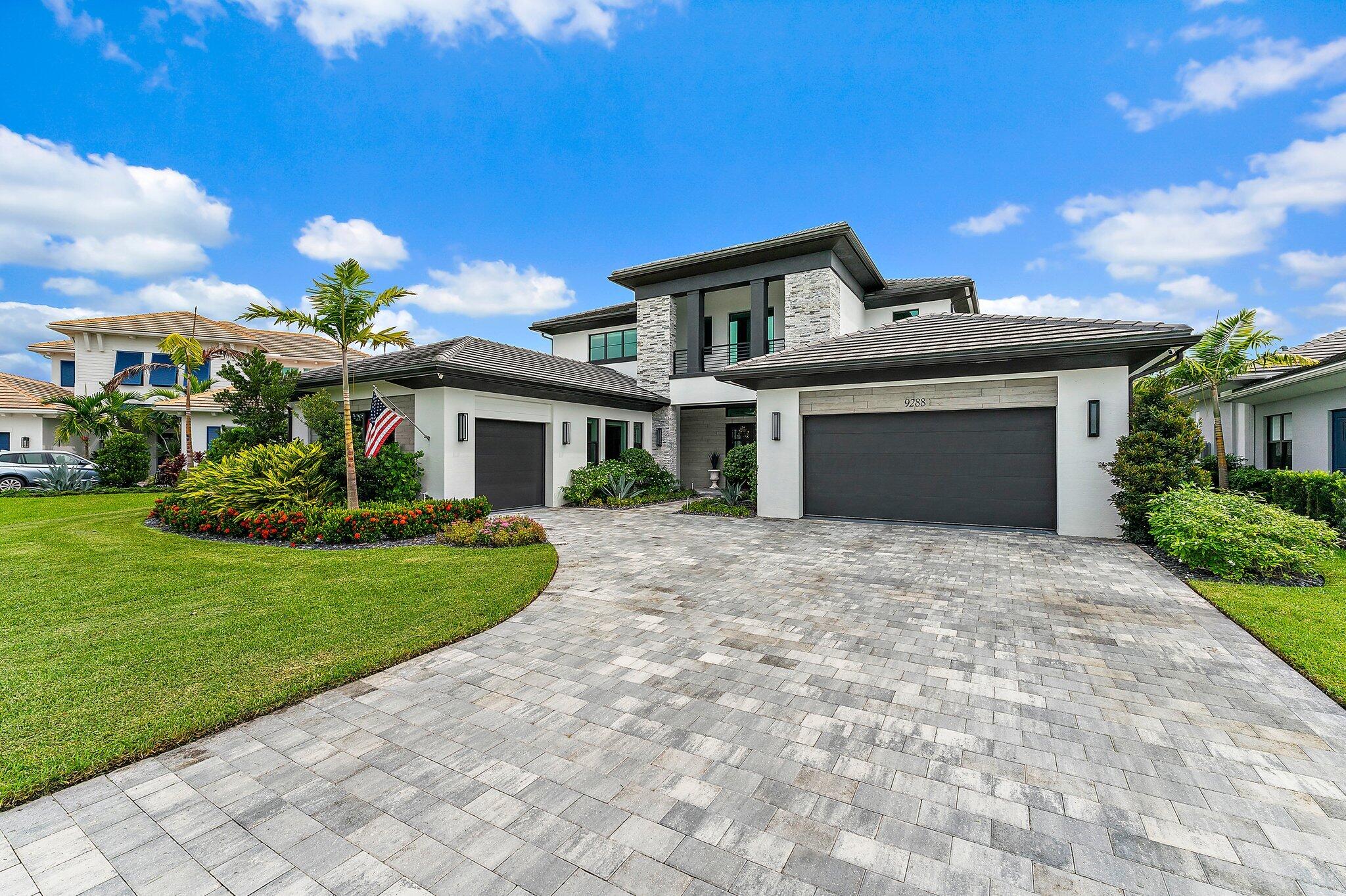 9288 Coral Isles Circle, Palm Beach Gardens, Palm Beach County, Florida - 5 Bedrooms  
6.5 Bathrooms - 