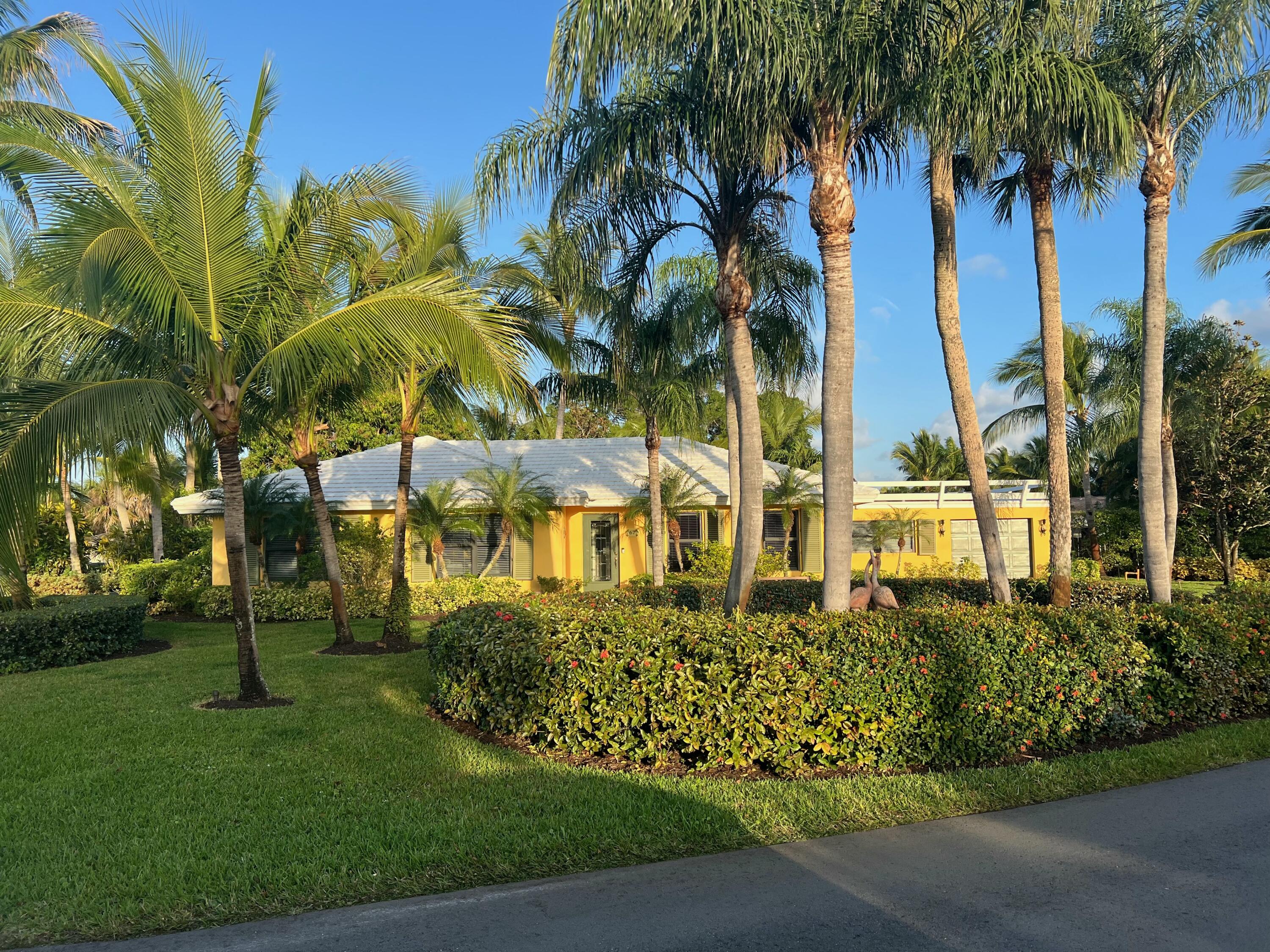 Property for Sale at 67 Yacht Club Place, Tequesta, Palm Beach County, Florida - Bedrooms: 4 
Bathrooms: 3  - $1,149,000