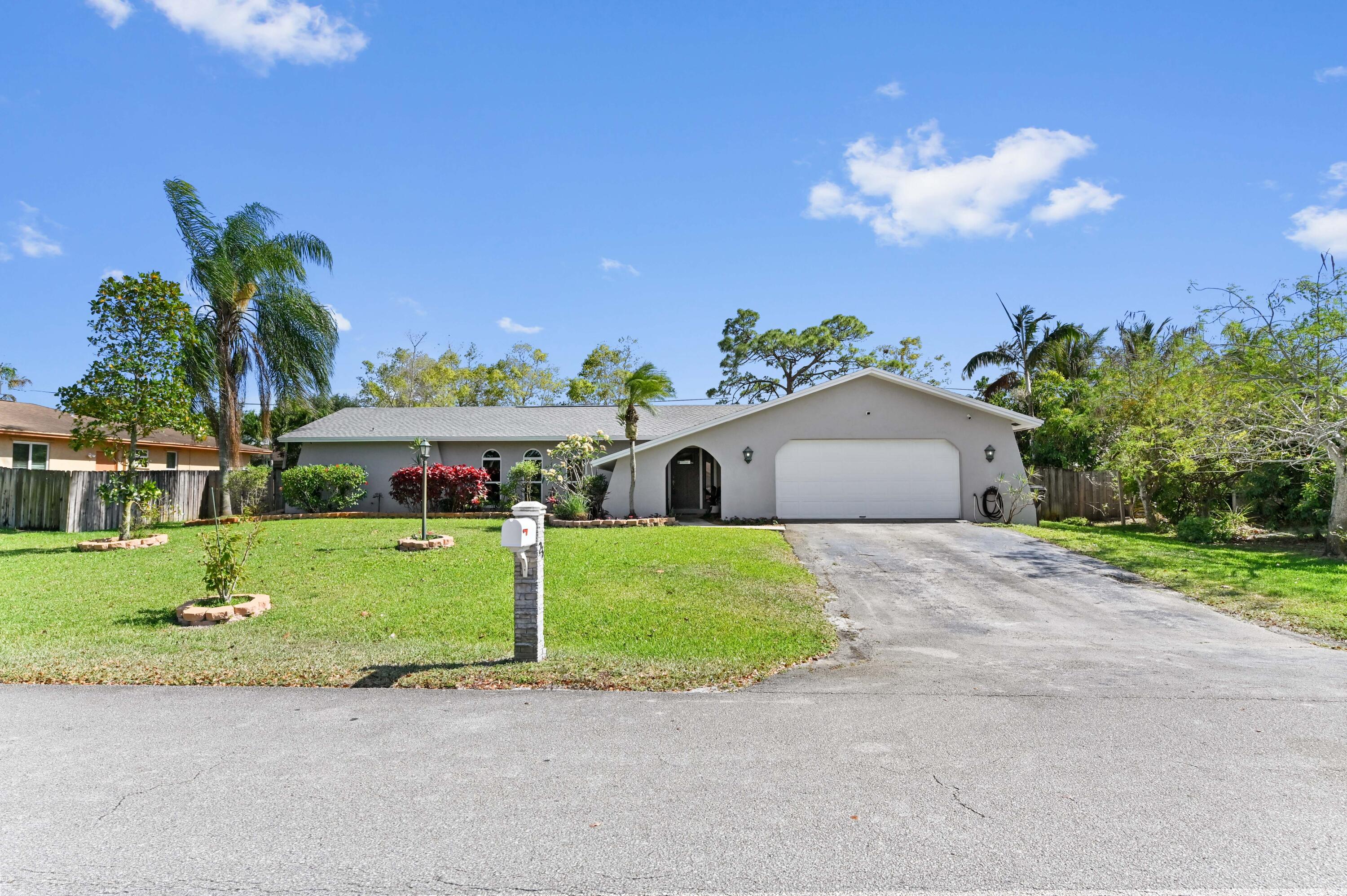 Property for Sale at 25 W Plumosa Lane, Lake Worth, Palm Beach County, Florida - Bedrooms: 4 
Bathrooms: 2  - $599,999