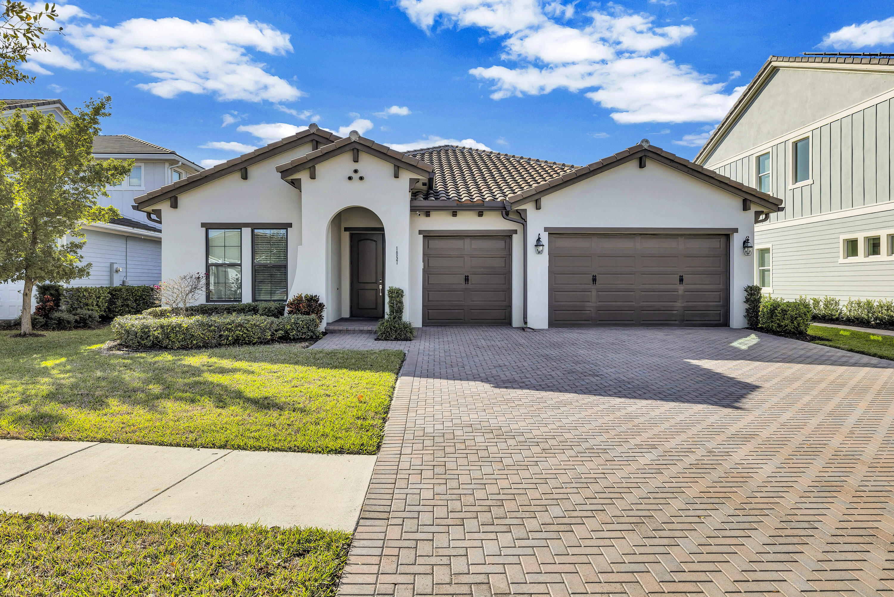 1057 Wandering Willow Way, The Acreage, Palm Beach County, Florida - 3 Bedrooms  
3 Bathrooms - 