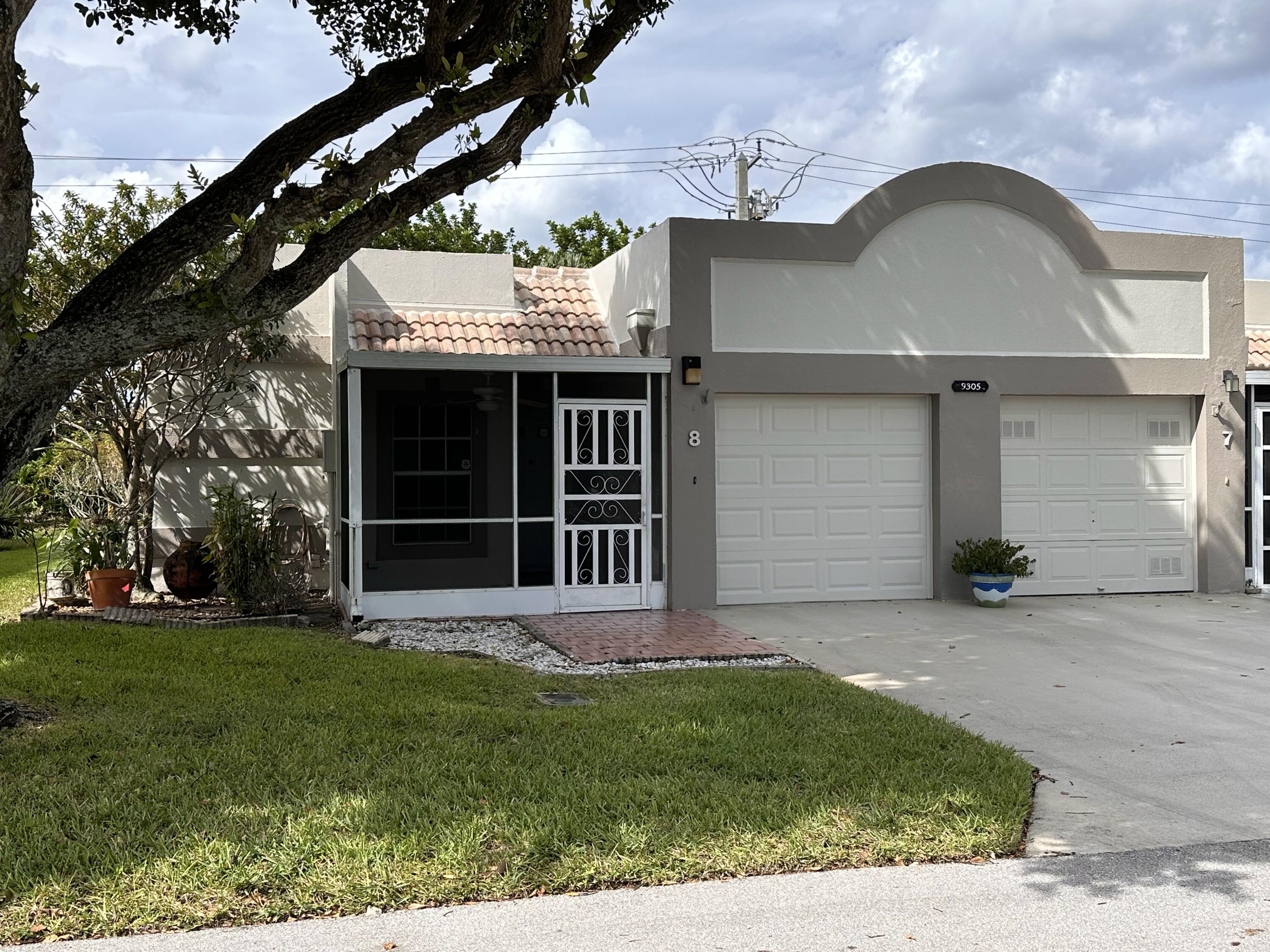 9305 Flynn Circle 8, Boca Raton, Palm Beach County, Florida - 2 Bedrooms  
2 Bathrooms - 