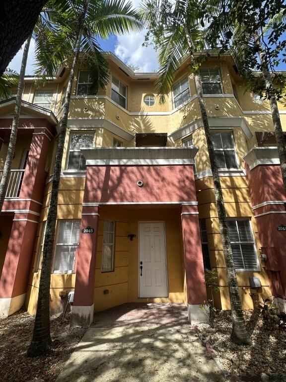 2045 Shoma Drive, Royal Palm Beach, Palm Beach County, Florida - 3 Bedrooms  
3.5 Bathrooms - 