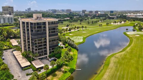 Photo of 2427 Presidential Way #701, West Palm Beach, FL 33401 (MLS # RX-11128970)