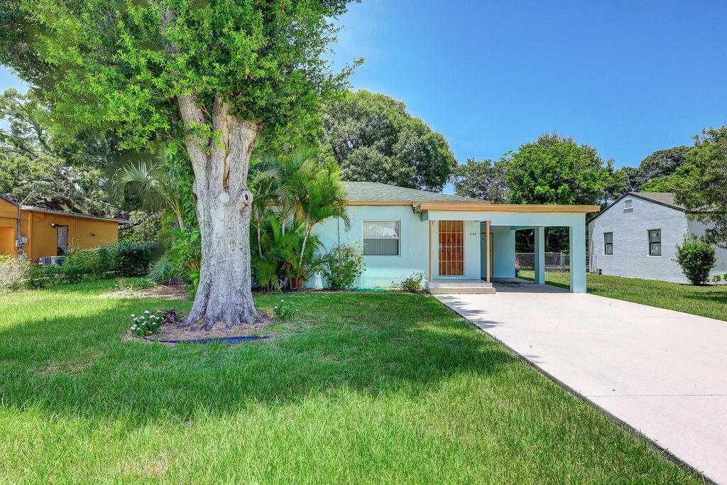 Photo of 1103 Beach Court, Fort Pierce, FL 34950 (MLS # RX-10880943)