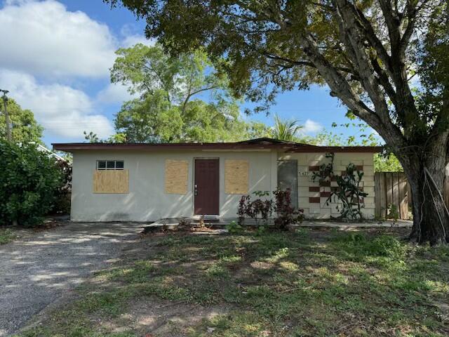 Property for Sale at 5427 Eadie Place, West Palm Beach, Palm Beach County, Florida - Bedrooms: 3 
Bathrooms: 2  - $139,900