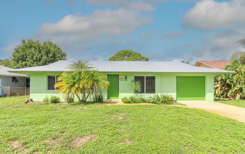 Photo of 431 NE Julia Court, Jensen Beach, FL 34957 (MLS # RX-11116675)