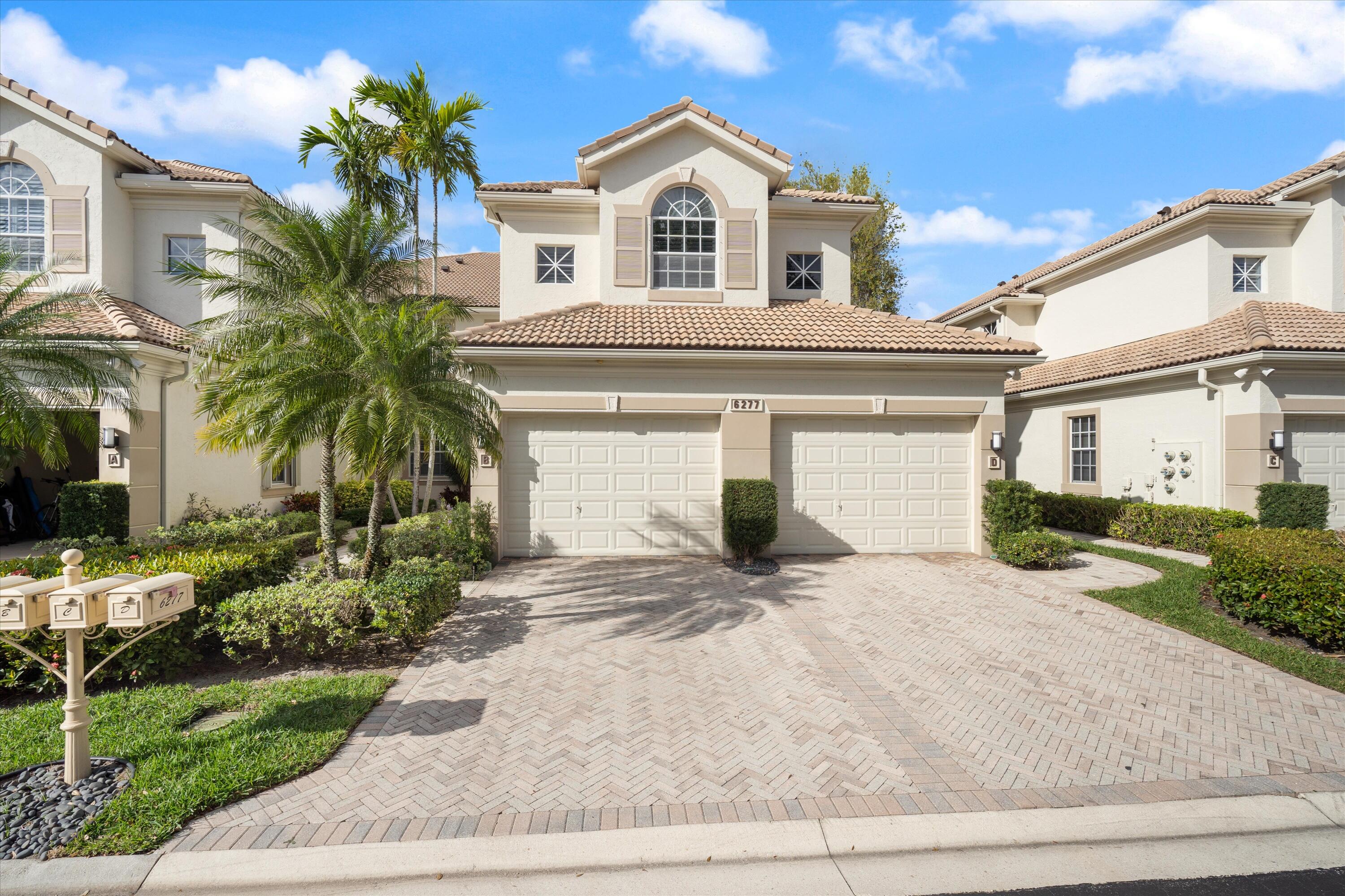 6277 Graycliff Drive B, Boca Raton, Palm Beach County, Florida - 2 Bedrooms  
2.5 Bathrooms - 