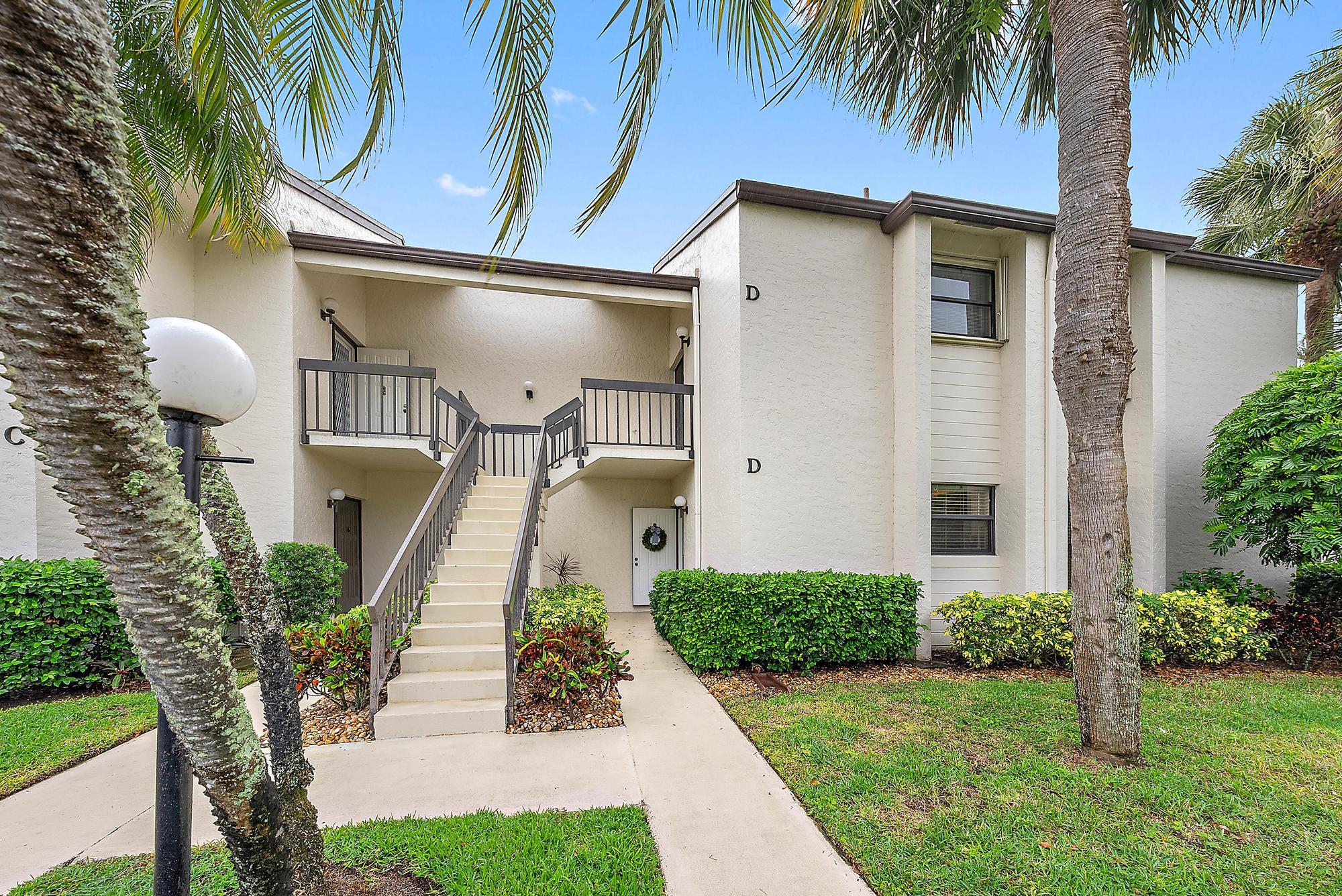 Property for Sale at 301 Wingfoot Drive D, Jupiter, Palm Beach County, Florida - Bedrooms: 3 
Bathrooms: 2  - $445,000